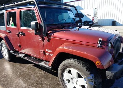 2007 Jeep Wrangler Unlimited Sahara z USA, uszkodzony, nr VIN 1J4GA59187L192341